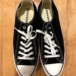 BLACK CONVERSE BRAND NEW M 11.5/W 13.5